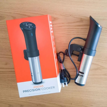 אנובה פרסיז'ן ANOVA PRECISION