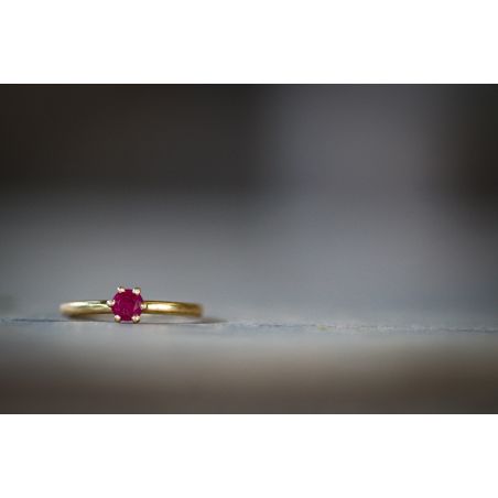 טבעת פרח רובי