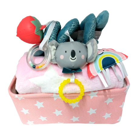 7# - אושר ענוג לבת : מתנה ליולדת - קופסת צעצועים, שמיכה רכה לתינוקת, ספירלת קואלה משגעת לסלקל/ עגלה עם קופסת תות
