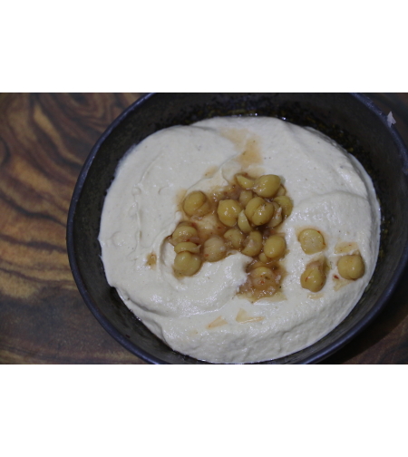 קערת חומוס ביתי עם גרגירים- ימי שישי בלבד