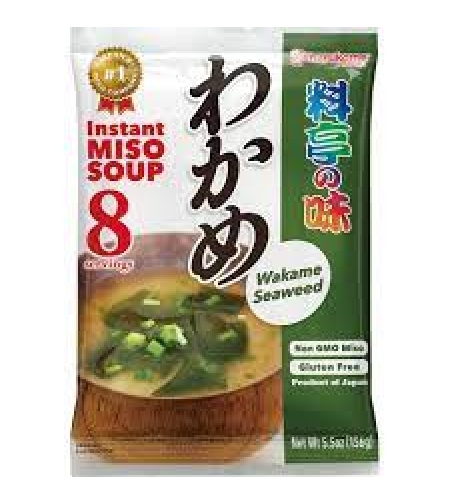 Quick miso soup with wakame