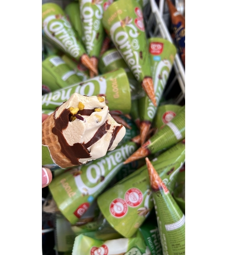 קורנטו פיסטוק