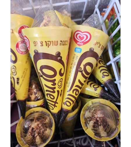 טילון קורנטו בננה