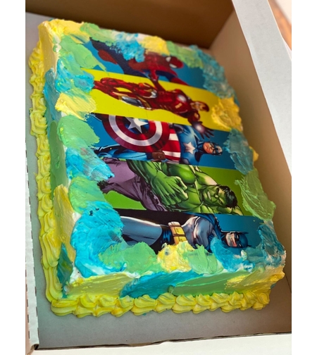 עוגת יום הולדת מרובעת בהזמנה מראש!