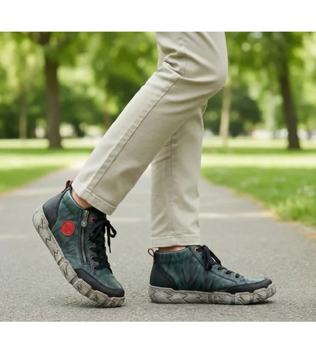 Rieker - קלילה, יציבה, ונעימה מהצעד הראשון