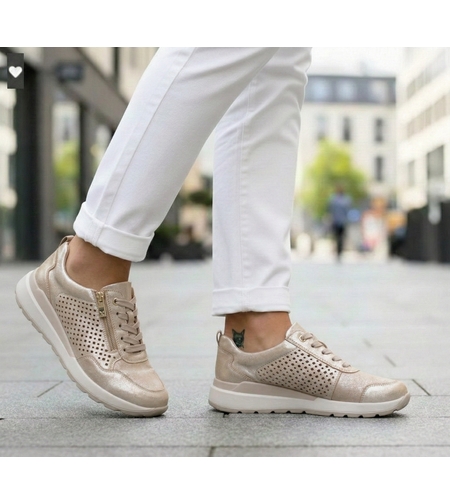 CAPRICE נעל סניקרס לנשים דגם GERTA 23764 שמפניה