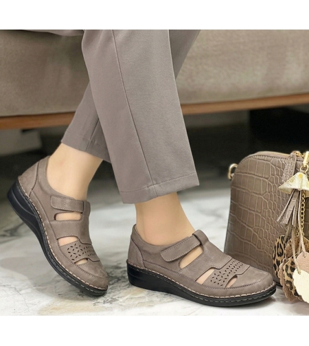 SoftFlex 8163 | נעל בובה לנשים מאווררת ורחבה במיוחד עם מדרס נשלף