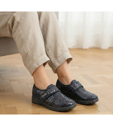 Polyflex סניקרס לרגליים רחבות ונפוחות לנשים דגם 2020