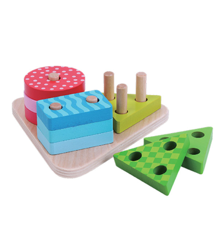 משולש השחלת צורות על פין