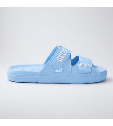 GCDS כפכף נמוך - תכלת