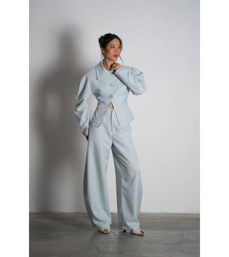 חליפת מדיטאון- תכלת