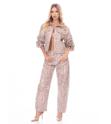 ג׳קט מנומר עם צווארון לאקה