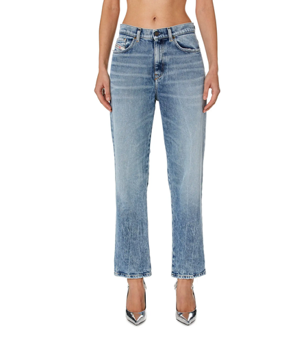 ג׳ינס  די אייר ג׳ינס בגזרת בויפרנד – כחול בהיר קלאסי