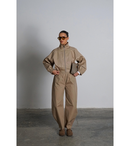 חליפת אסטל- אבן