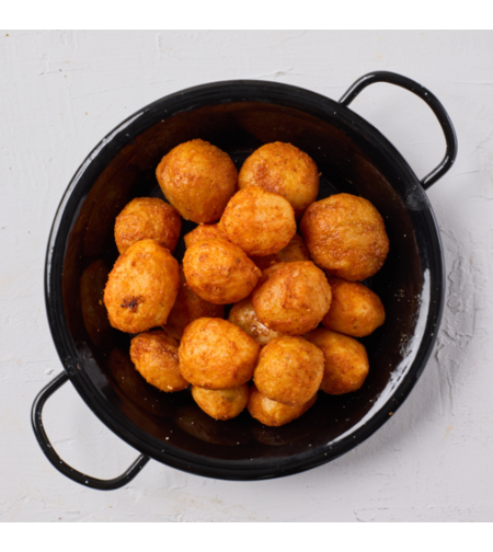 תפוחי אדמה אפויים בשום שמן זית ופפריקה (טבעוני)