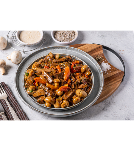 סטרוגנוף בקר מוקפץ בירקות - 1 ליטר