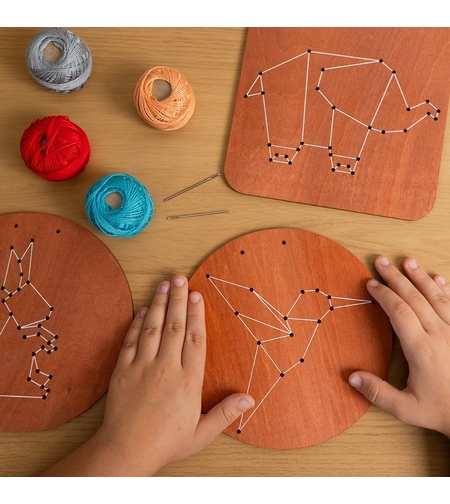 רקמה על עץ! חיות :)