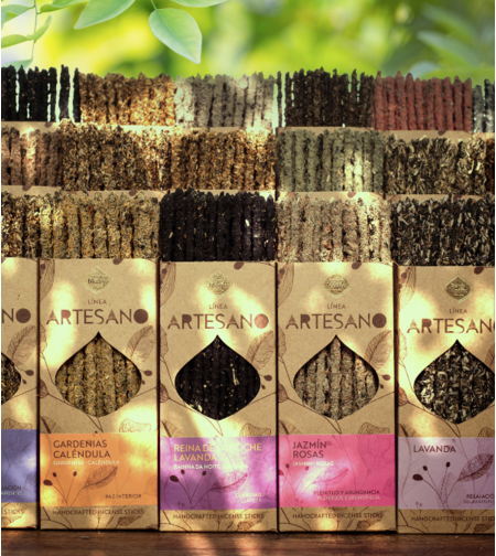 קטורת ארטיזן טבעית פאלו סנטו ורד לאיזון רגשי והרמוניה Sagrada Madre