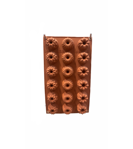 תבנית סיליקון -  בריוש מעוצבות 18 שקעים