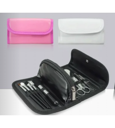 תיק איפור עם אביזירים