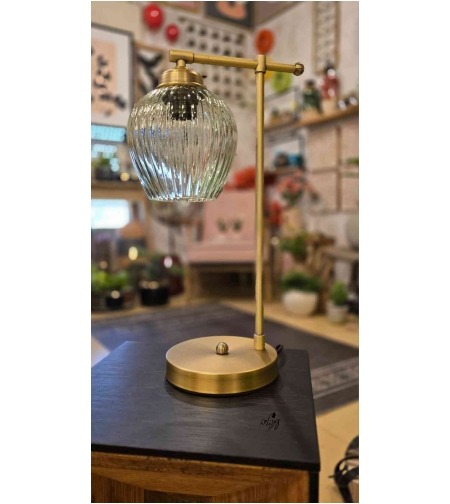 מנורת שירי זכוכית אגס ירקרק