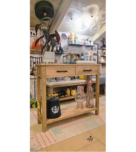 קונסולת וורה צרה