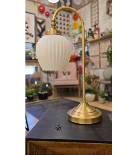 מנורת גולי זכוכית אגס לבן