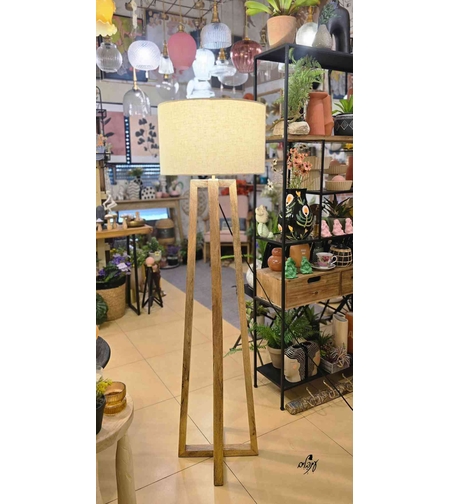 מנורת רגל עץ שי