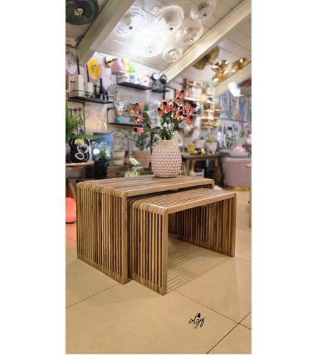 שולחן סלון / שרפרף פסים