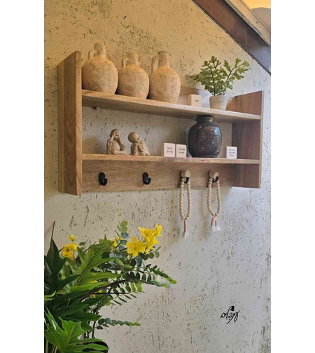 מדף קומותיים עם ווים