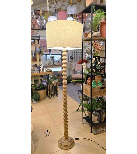 מנורת רגל חרוזי עץ