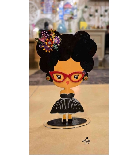 מדאם פנטסטית עומדת דגם 2