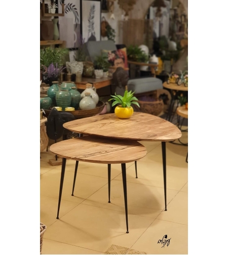 שולחן בסגנון נורדי