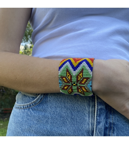 Mexican beaded bracelet - flower