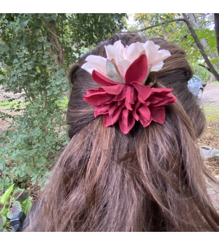 Flower hairclip - love