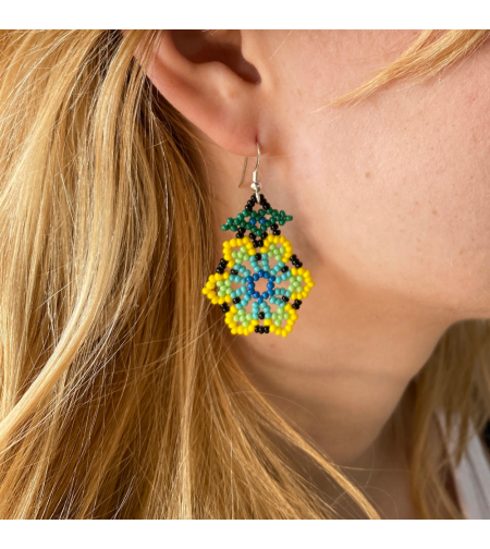 Mexican beaded earrings - bud