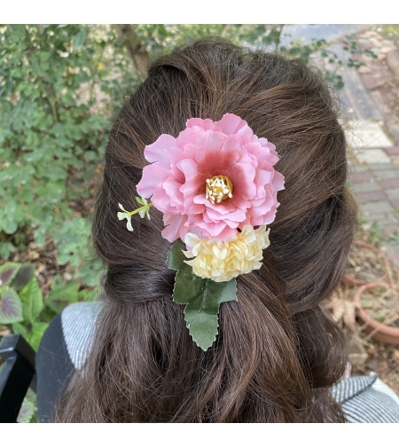 Flower hairclip - innocence