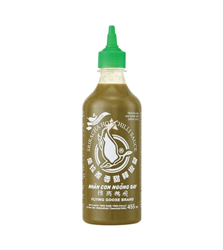 SRIRACHA HOT CHILLI SAUCE 455ML - סריראצ'ה רוטב צ'ילי ירוק חריף 455 מ