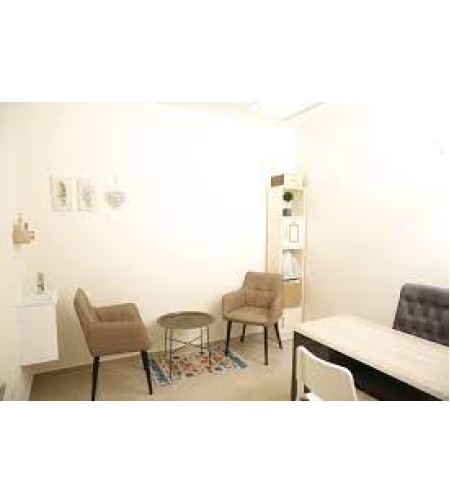 קליניקה למכירה באיזור ראשון לציון - מחיר 450,000