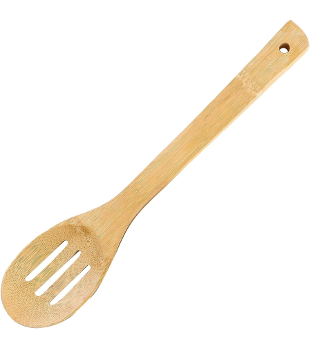 ملعقة خشب مثقوبة