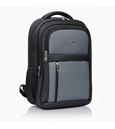 תיק גב Titanium עם טעינת USB וארגון חכם