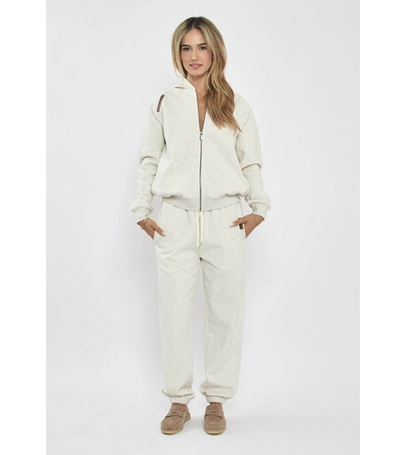 REPLAY - חלפית טרנינג לנשיםי בצבע קרם עם רוכסן קדמי