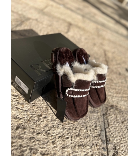 REPLAY - כפכפי מוקסין לנשים בצבע חום עם פרווה סינתטית