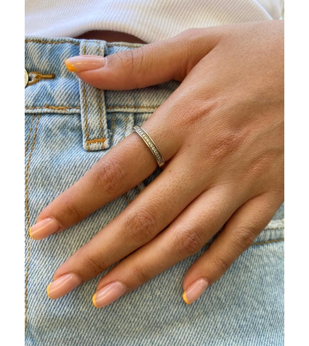 טבעת חצי שיבוץ