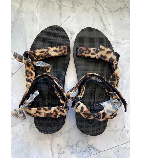 סנדל בנדנה מנומר