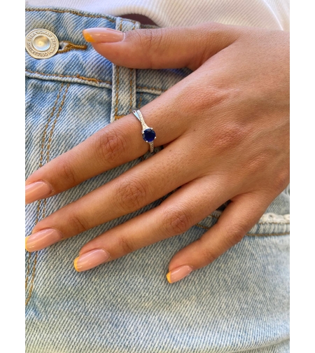 טבעת אבן כחולה