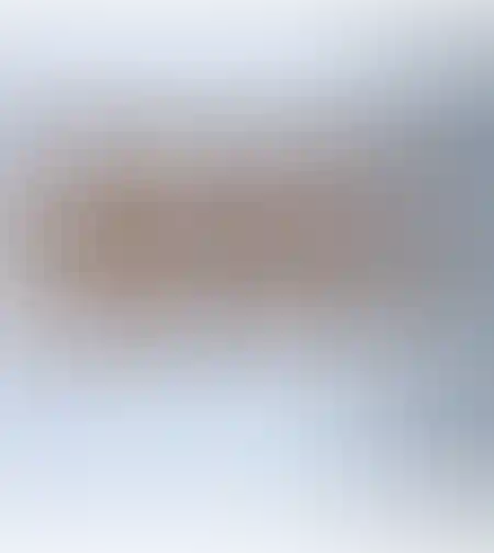 קולב לקיר מעץ טיק דגם בר