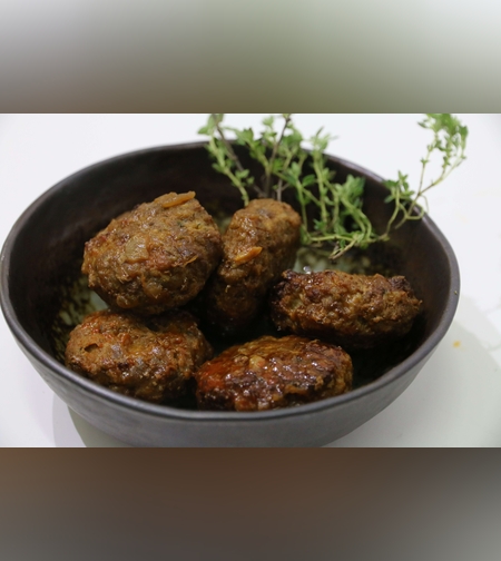 קציצות בקר ברוטב עגבניות- 1 ליטר