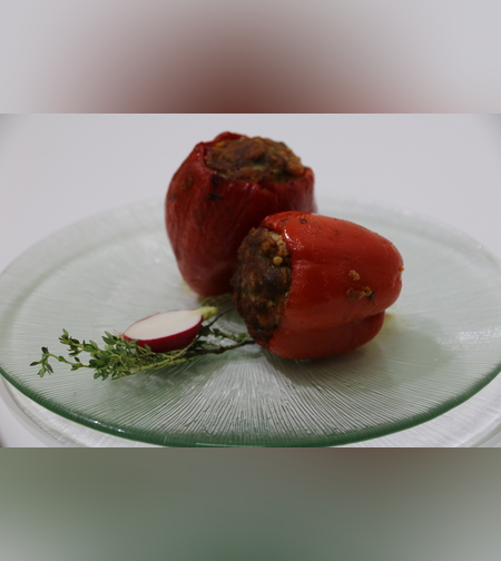 פלפל ממולא בבשר ואורז- 1 יחידה