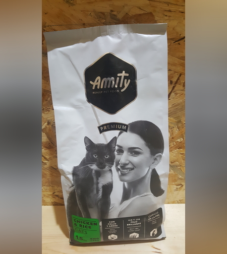 אוכל יבש לחתולים עוף Amity Premium